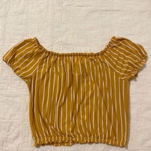 AMERICAN EAGLE OFF THE SHOULDER SHIRT!